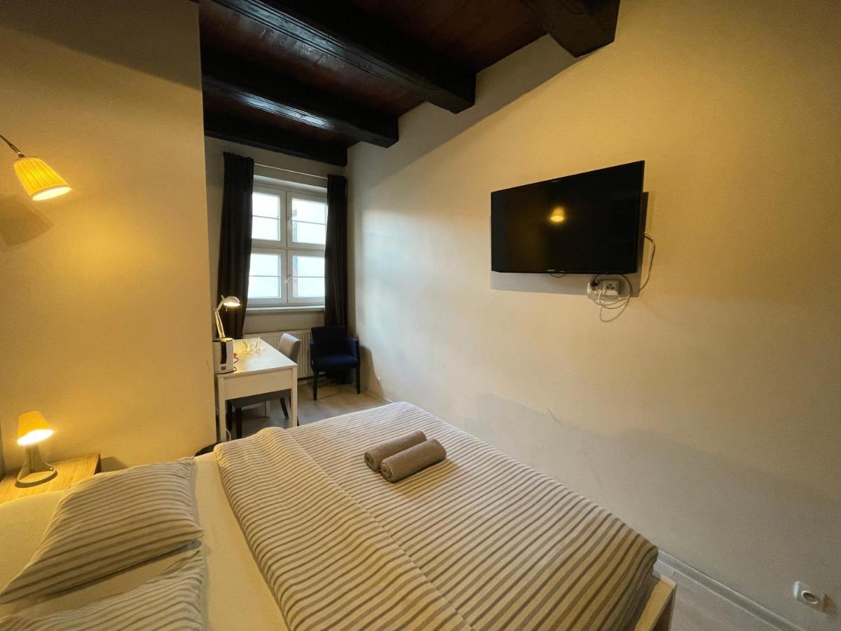 Lullaby Private Rooms พอซนาน ภายนอก รูปภาพ