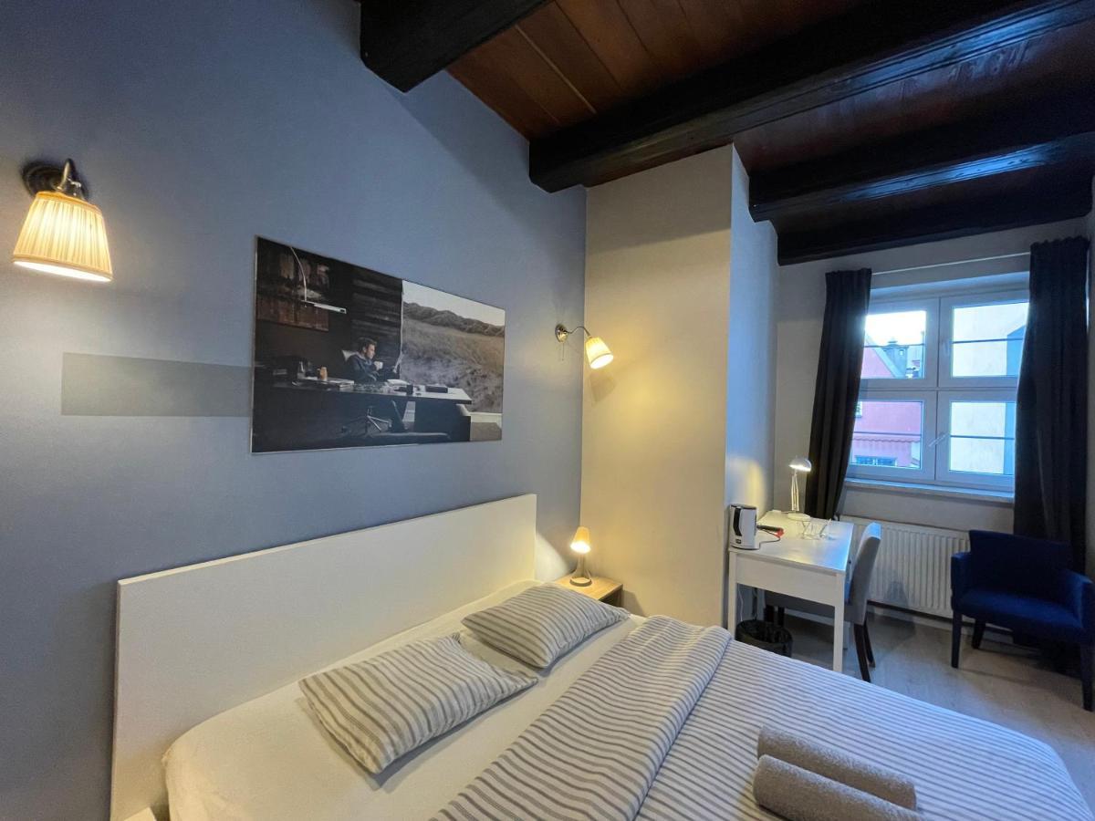 Lullaby Private Rooms พอซนาน ภายนอก รูปภาพ