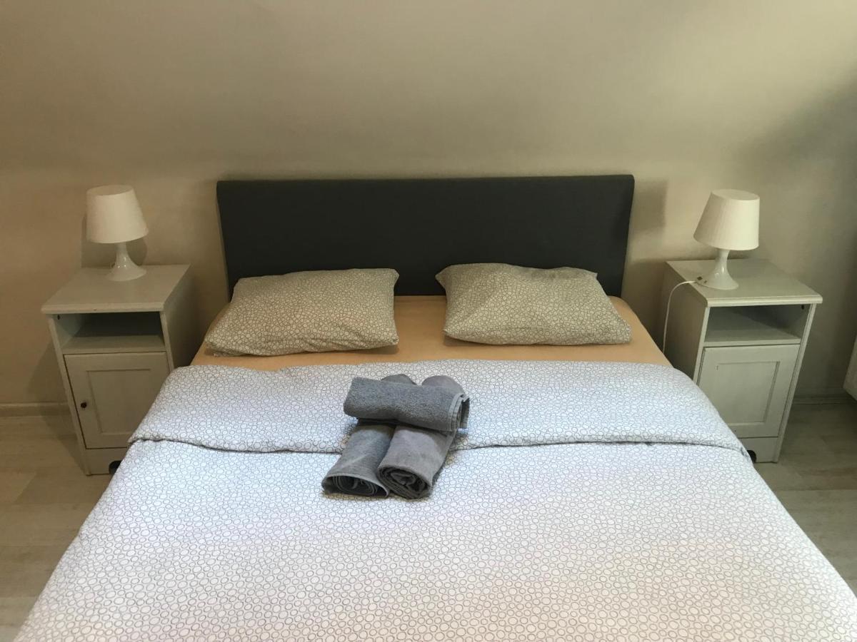 Lullaby Private Rooms พอซนาน ภายนอก รูปภาพ