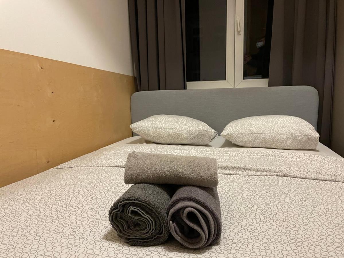 Lullaby Private Rooms พอซนาน ภายนอก รูปภาพ