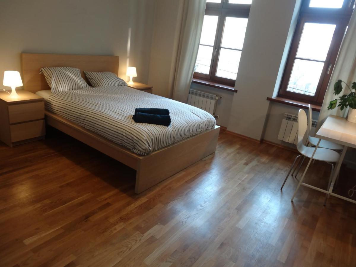 Lullaby Private Rooms พอซนาน ภายนอก รูปภาพ